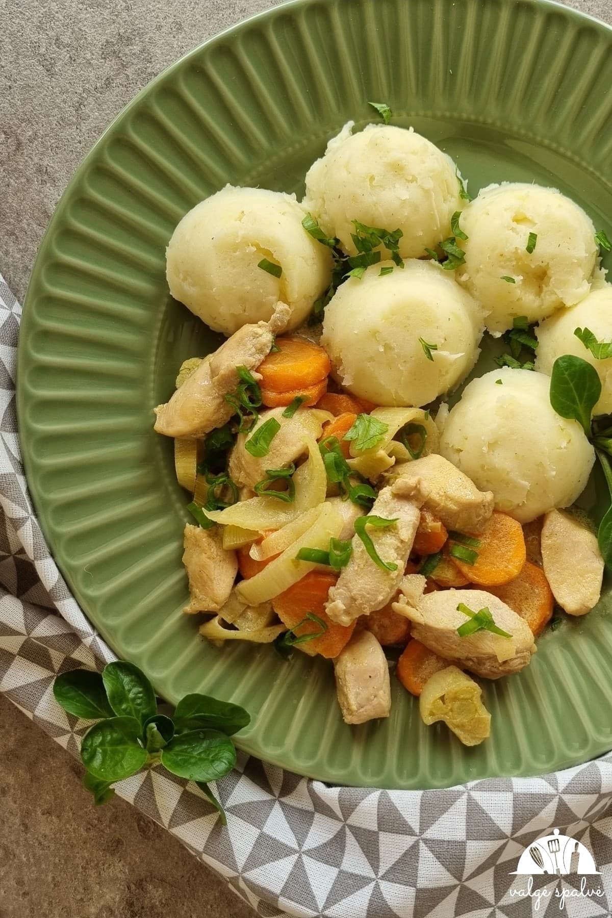 triušienos troškinys